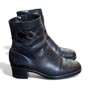 Studio Wallace Leather Ankle Boots Women’s 9 Black Buckle Detail Block Heel